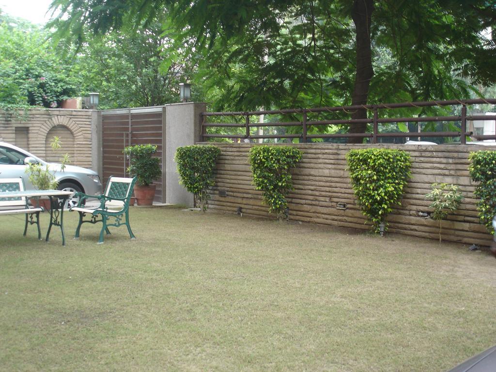J'S Inn New Delhi Exterior photo
