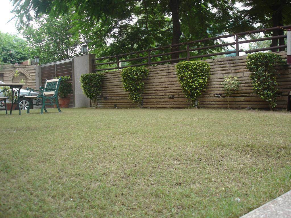 J'S Inn New Delhi Exterior photo