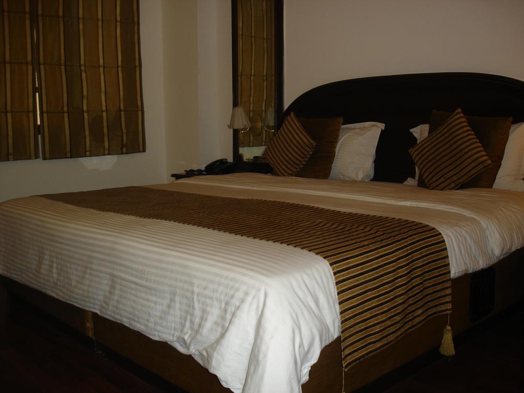 J'S Inn New Delhi Exterior photo